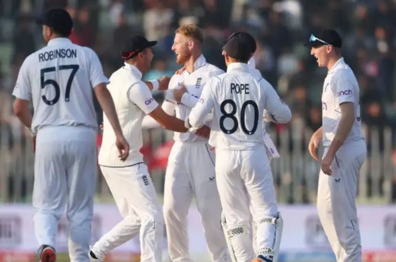 England 16-member test squad