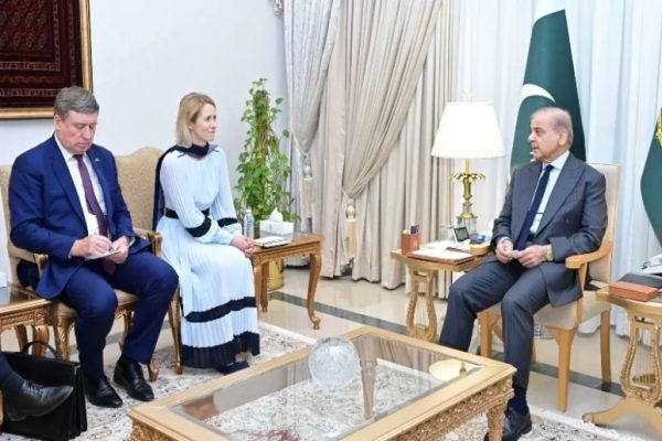 PM Shehbaz Sharif meets the Vice-President of the Euro­pean Commission