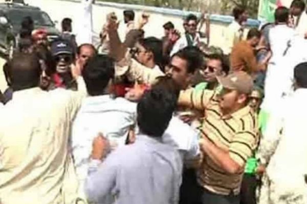 PTI protest or wrestling ring: Fight erupts between two PTI groups near Adiala jail