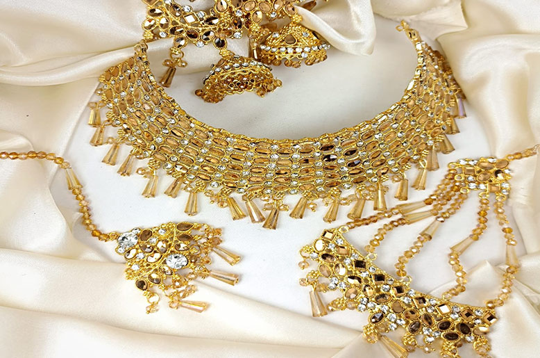 Pakistan gold rates stay flat at Rs483,036 per tola