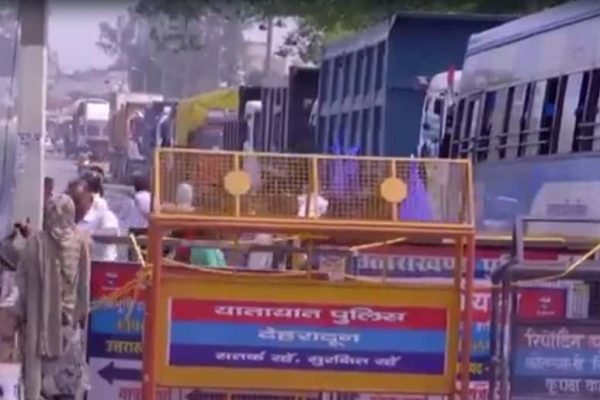 Chaos at Uttarakhand-Himachal border as security fails to stop breach