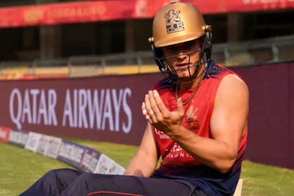 Jacob Bethell ruled out of IPL due to finger injury