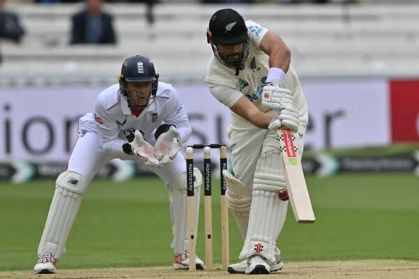 England wicketkeeper Jamie Smith aims to bounce back against Pakistan