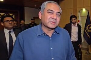 Govt will complete its five year term, says Mohsin Naqvi