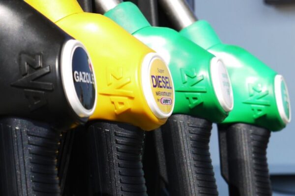 New petrol, diesel prices announced in Pakistan today
