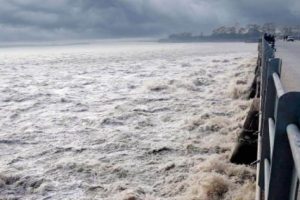 Flash floods damage crops, homes in Chilas