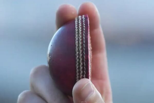 Rare incident occurs in Pakistan-England test