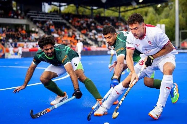 Pakistan lose 4-1 to England in Hockey World Cup opener
