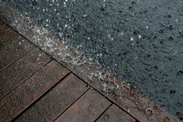 Several feeders trip after heavy rain in Lahore