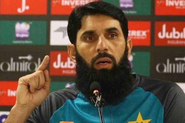 Misbah-ul-Haq urges young cricketers to build success through discipline