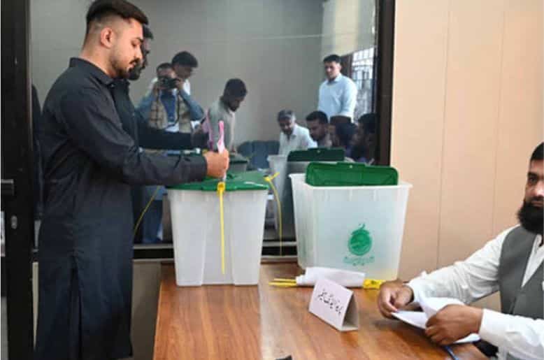 AJK polls: Voting hours extended until 6pm in Muzaffarabad Division