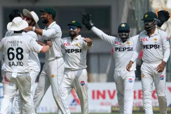 Pakistan set for England challenge as test squad departs