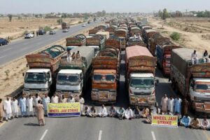 Goods transporters announce nationwide wheel-jam strike from Monday