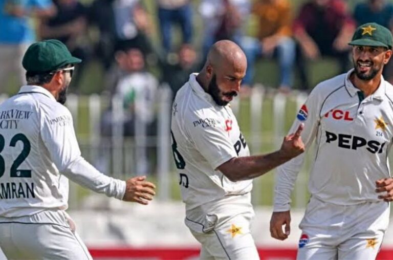 Pakistan reach England for three-test series, begin preparations after two-day break