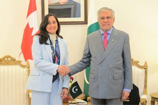 Canadian FM Anita praises Pakistan’s diplomatic efforts to ease Middle East tensions