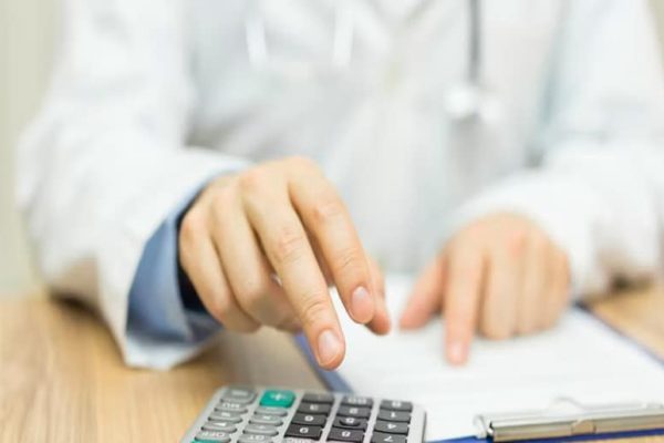 Warning issued: Postgraduate doctors must be paid