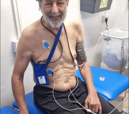 Sarfraz Nawaz’s health declines, new pictures shock fans