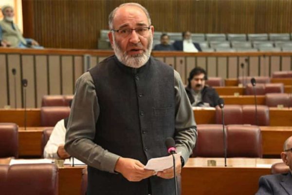 Senator Mushtaq cancels Rawalakot trip after successful negotiations: sources