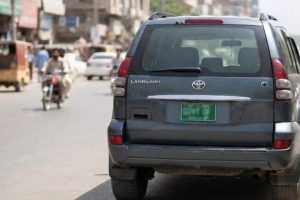 Green number plates banned for judicial officers in Peshawar