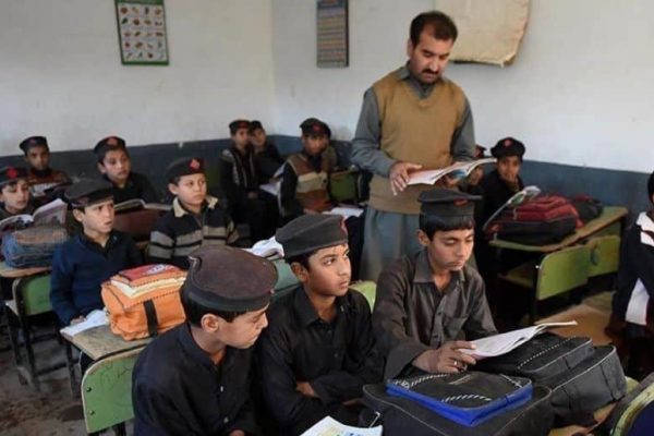 Sindh to offer golden handshake to teachers