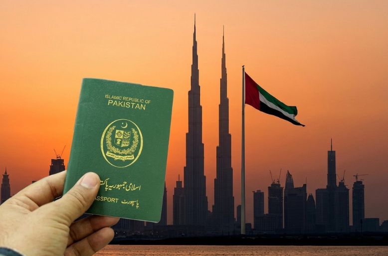 UAE reportedly cancels visas of Pakistani expats during home visits