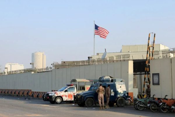 US to resume services in Karachi, Lahore consulates