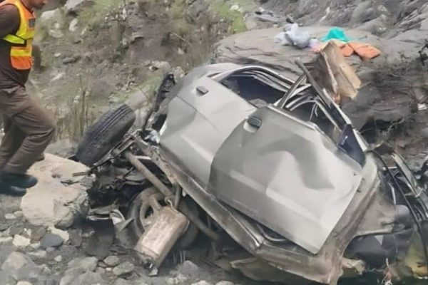 Tragic road accident near Chilas claims lives of seven tourists
