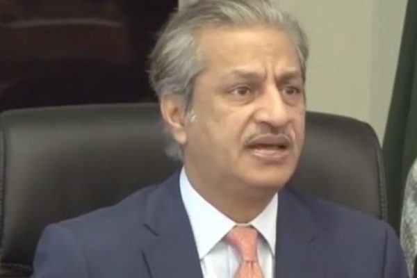 Absar Alam receives threats from JAAC following interview with Khawaja Asif