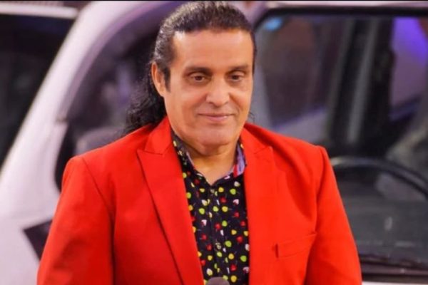 Renowned singer Tufail admitted to hospital as health suddenly worsens