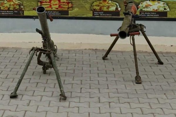 Pakistan’ armed forces recover Soviet-made weapons from fleeing Afghan Taliban