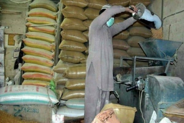 Flour to be sold at Rs8 less per kg in Karachi