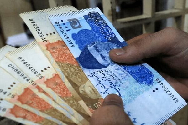 Govt increases returns on National Savings, Islamic schemes