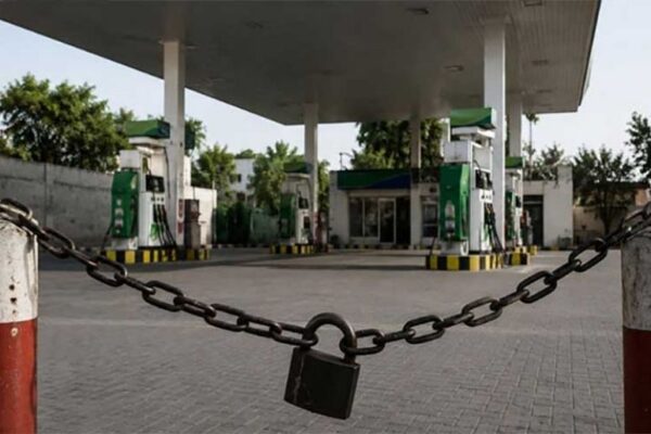 Govt closes 2,500 petrol pumps in anti-smuggling drive