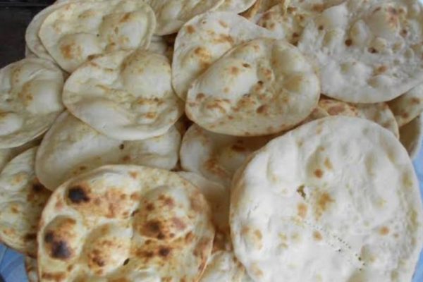 Prices of roti, naan increase in Lahore
