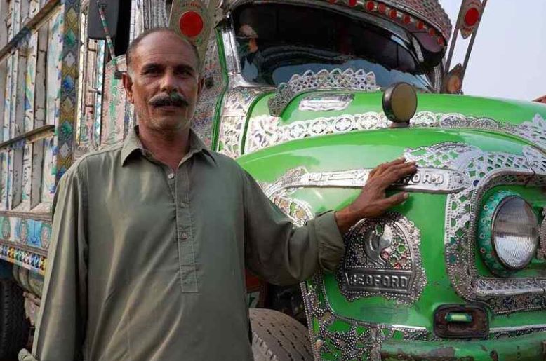 Big change for drivers: KP launches digital driving licence