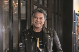 Mehmood Bhatti gets permission to defend defamation case