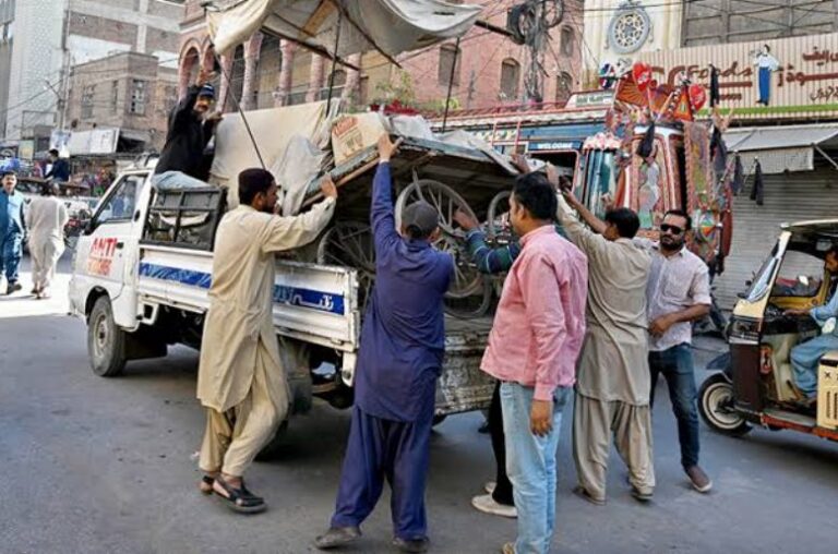 Mystery deepens as seized goods disappear from Karachi warehouse