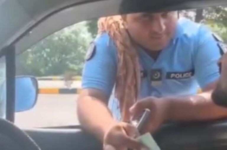 Police officer suspended after alleged bribe demand