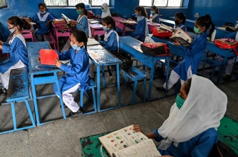 KP schools friday saturday holidays
