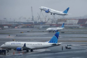 Hundreds of US Flights Canceled After FAA System Outage