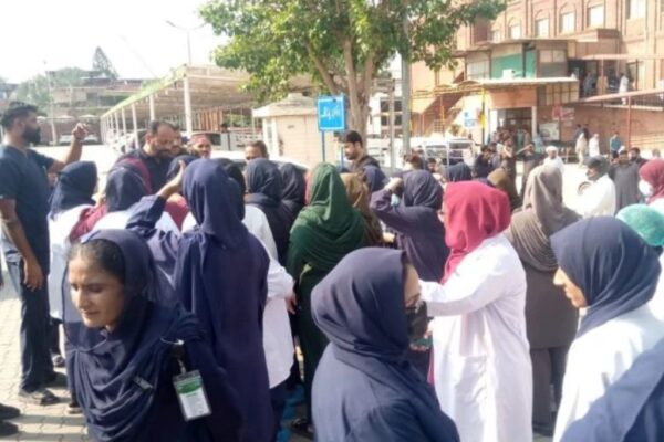 Nurse attacked by patient’s relatives at Rawalpindi hospital