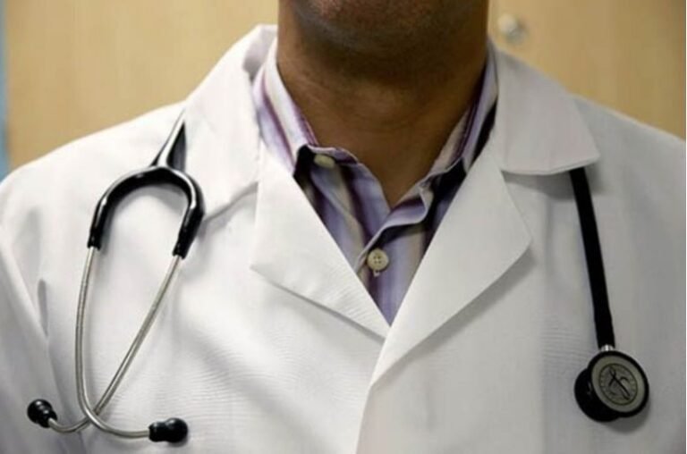 KP doctors boycott OPDs