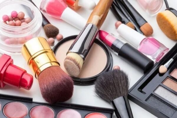 Govt moves to crack down on potentially harmful cosmetics