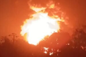 Grid station catches fire at Baloch colony in Karachi