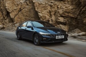 Govt reduces sales tax on locally manufactured hybrid vehicles in Pakistan