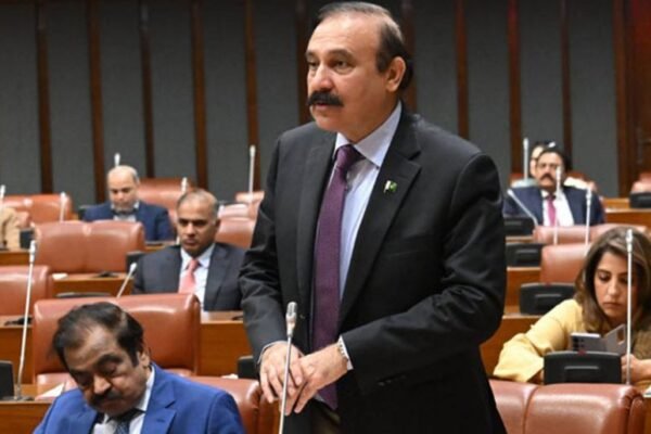 No smart lockdown discussed, no plan to shut Islamabad: Tariq Fazal