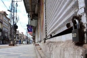 Work from home? Govt considers ‘smart lockdown’