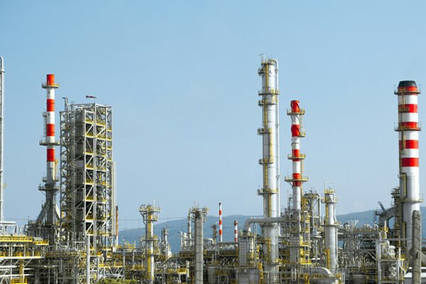 Pakistan to penalise refineries that miss October 1 upgrade deadline