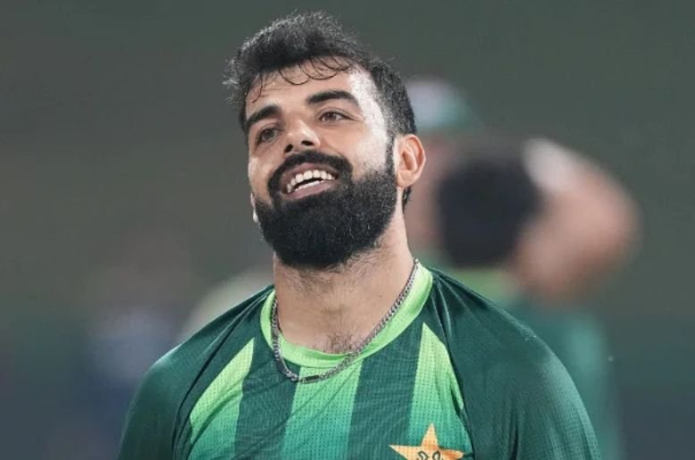 Shadab Khan makes decision on Pakistan T20 captaincy