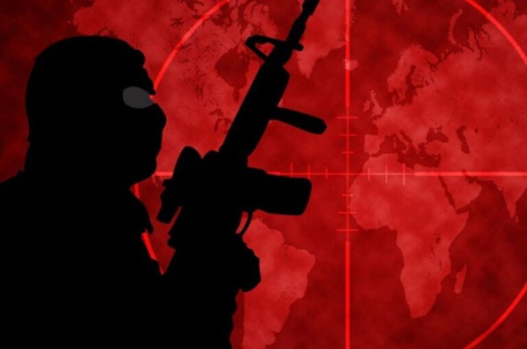 Afghan Taliban flee posts after Pakistani forces respond in Angoor Adda